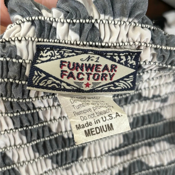 Funwear Factory Strapless Zebra Print Dress Bathing Suit Cover up Size Medium - Picture 2 of 8